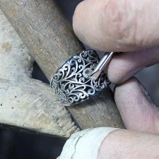 Asimetrik Tasarım Çift Başlı Kartal Motifli Erzurum El İşi Gümüş Erkek Yüzüğü EREY125A